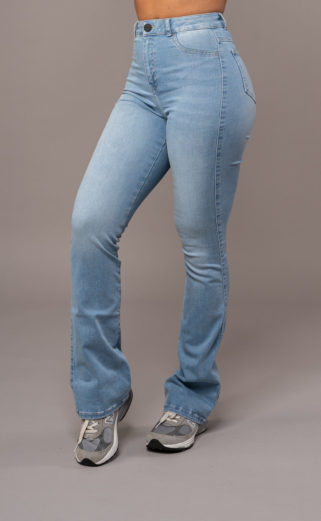 Womens Flared Fitjeans - Arctic Light Blue Flared FITJEANS