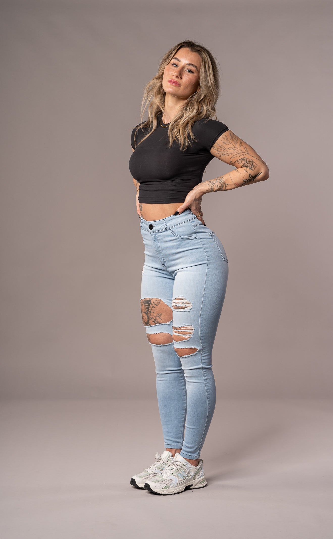 Womens Regular Super Ripped High Waisted Fitjeans - Bleach Blue Regular Super Ripped High Waisted FITJEANS   