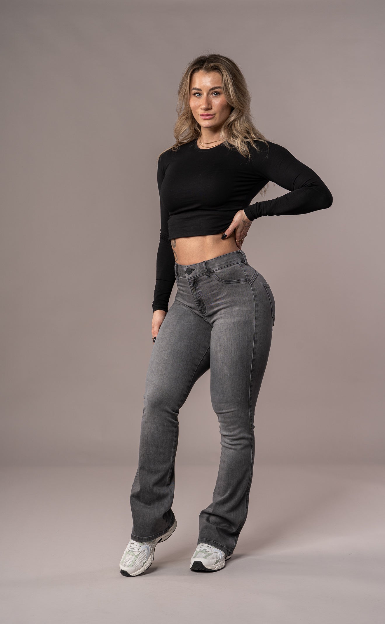 Womens Flared Mid Waisted Fitjeans - Grey Flared Mid FITJEANS   