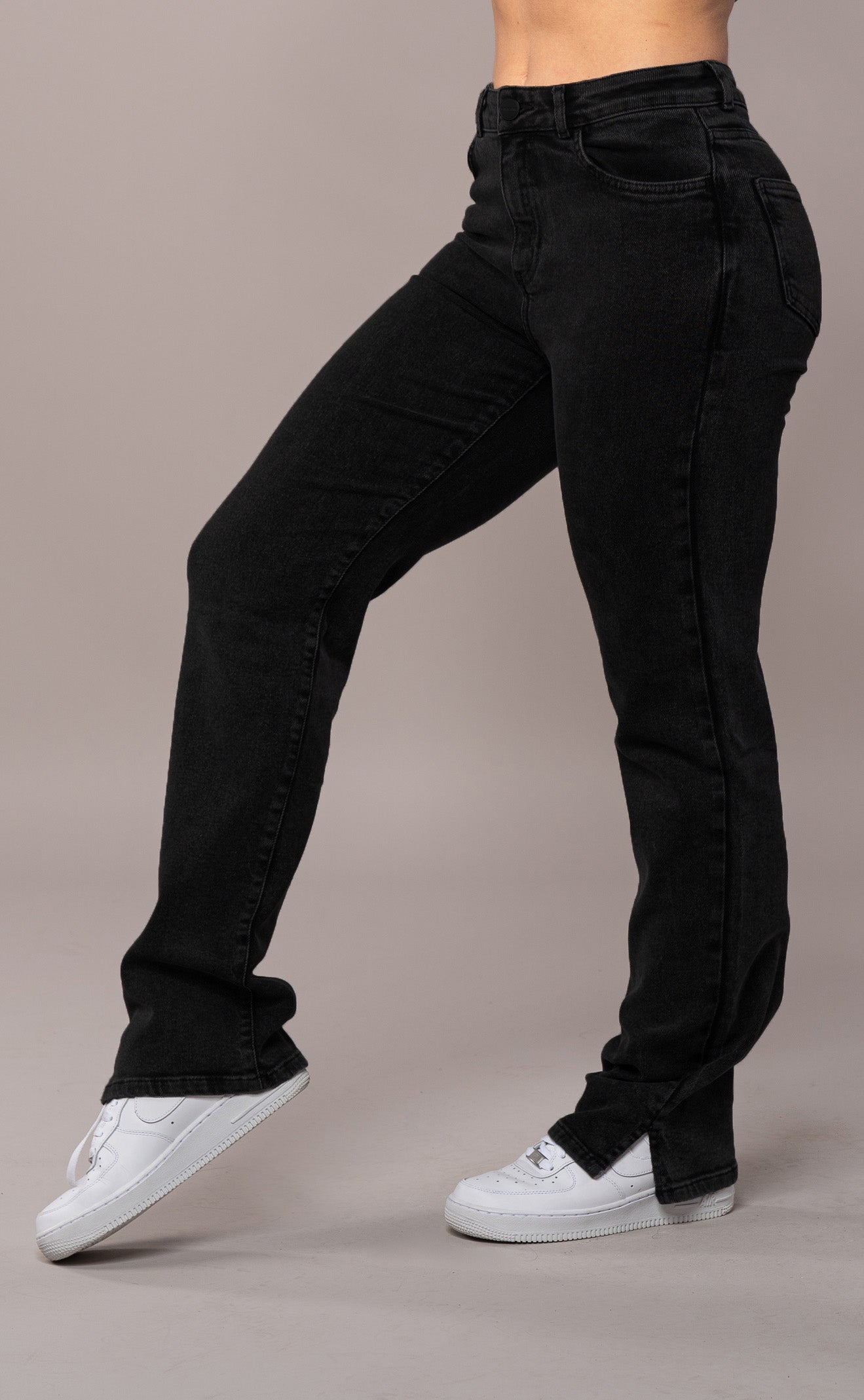 Womens Straight Leg Fitjeans - Black Straight Leg FITJEANS   