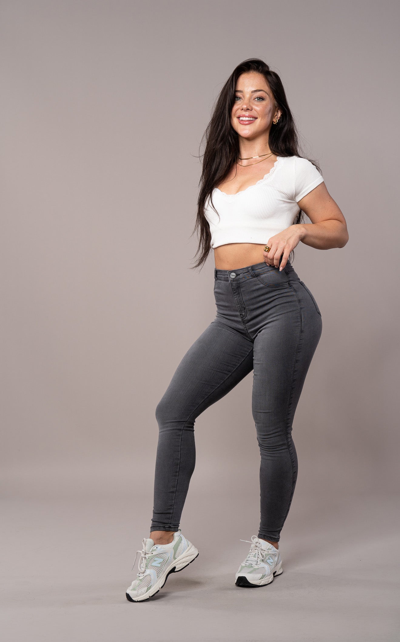 Womens Contour Fitjeans - Grey Contour FITJEANS   